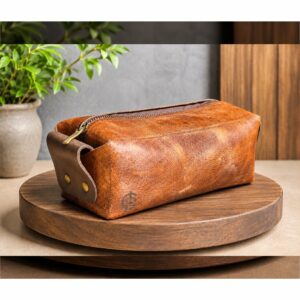 NECESSAIRE